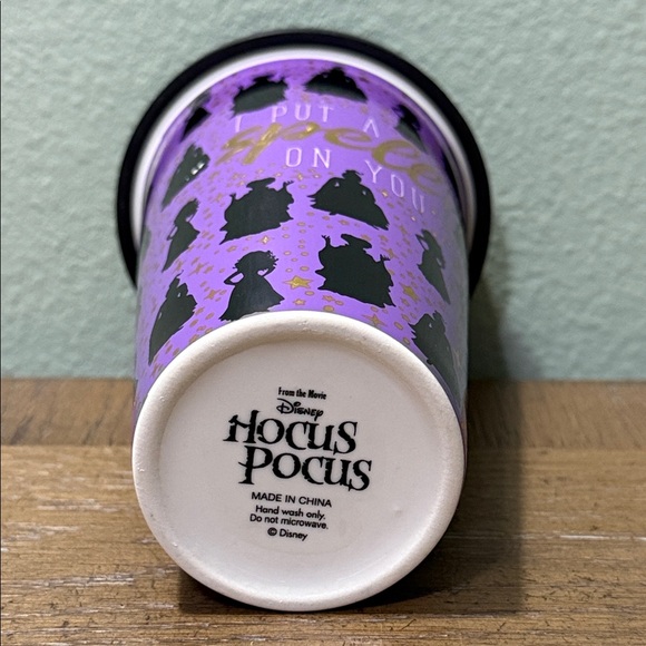 New Disney Hocus Pocus Stoneware Purple & Black Travel Mug - Picture 4 of 6